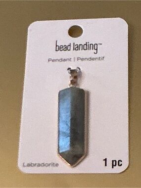 Labradorite Gem Style Point Pendant Piece - Iridescent Gray Blue